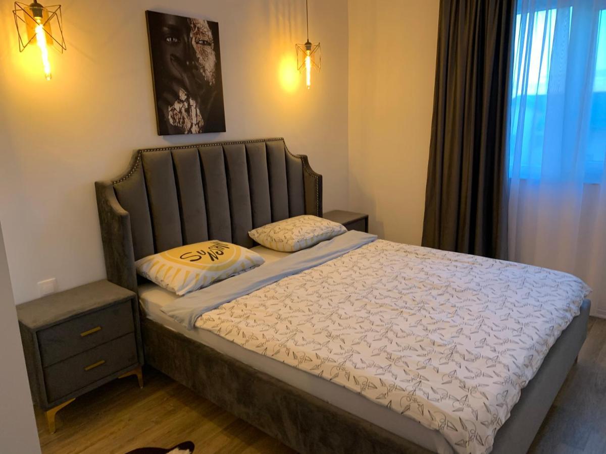 Raphael Apartment North Bucharest Cosmopolis Stefanestii de Jos Exterior photo